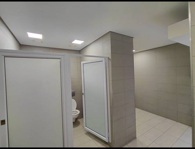 666M² OFFICE TO LET IN MAGALIESSIG